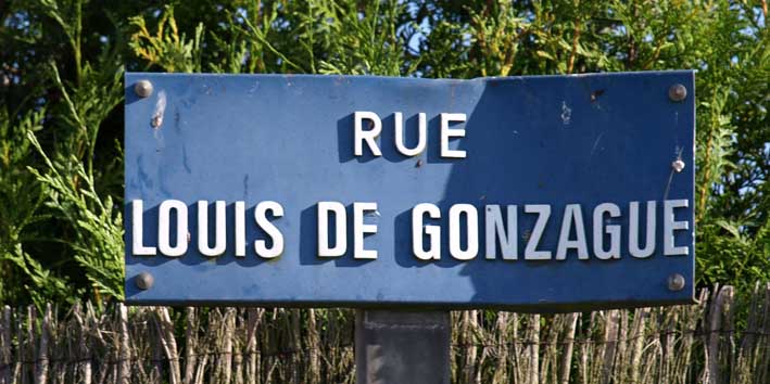 Rue Louis de Gonzague à Brezolles